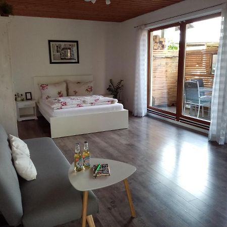 Schoene Einzimmer Wohnung Zwischen Bodensee Und Allgaeu Neukirch  ภายนอก รูปภาพ